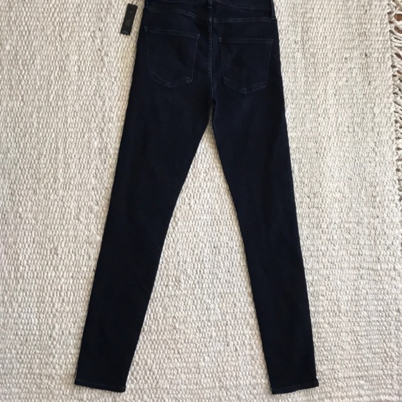 Designer Jeans - Picture 3 of 7